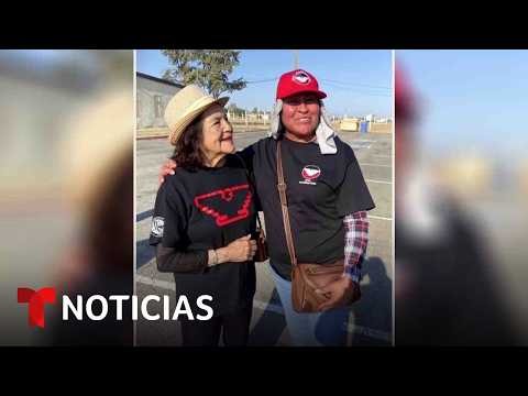 Una activista relata cómo Dolores Huerta alentó a campesinos en una marcha | Noticias Telemundo