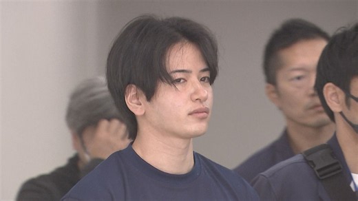 【速報】「エレン」と名乗り新宿・歌舞伎町でホストをしていた男を逮捕 女性客に性風俗店で働くことを要求か IT関係者と偽りマッチングアプリで交際もちかけ　警視庁（TBS NEWS DIG Powered by JNN）