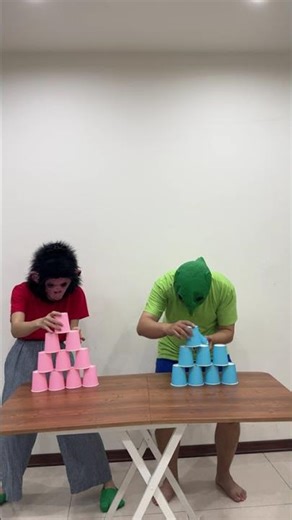 Cup Stacking Speed Challenge ⚡ Green Frog vs Red Monkey! #domofrocrew #funny #challenge #games