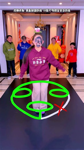 ⚡ Crazy Floor Maze Step Challenge! Who Makes The Wrong Move?! 😂🔥 #FamilyGames #KidsGames