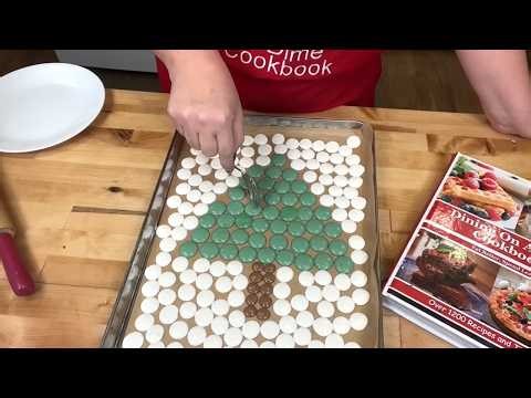 Last Minute Christmas Candy Bark That Looks Like You Spent Hours!