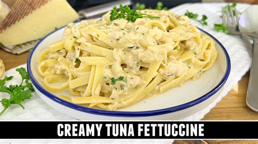 Creamy tuna fettuccine: Garlic pasta full of flavor