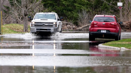 CTV National News: Flooding forces evacuations as waters rise in Ontario and Quebec
