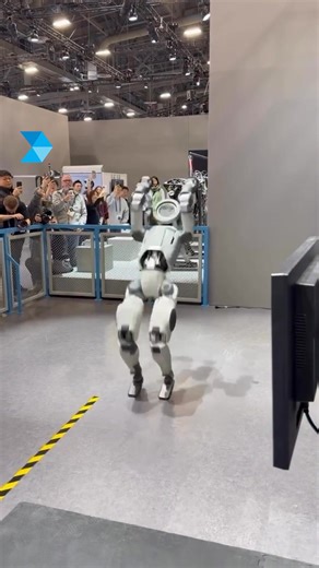 China: ‘We’ve equipped our autonomous cyber-infantry with laser-guided tactical assault systems’ USA: CHECK DIS OUT Smooth dancing and backflipping is now a thing for Boston Dynamics’ Atlas robot #BostonDynamics #Atlas #Atlasrobot #robotdance #robottwerk | BRICS News