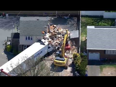 Building slowly being torn down after tractor-trailer crashed into it in NJ