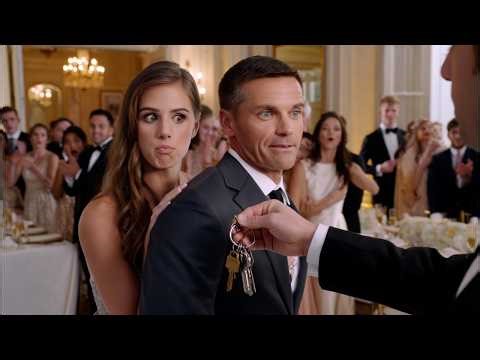 Wife Called Me a “Broke Wedding Crasher” at Her Boss’s Gala,Until the Groom Gave Me the Mansion Ke