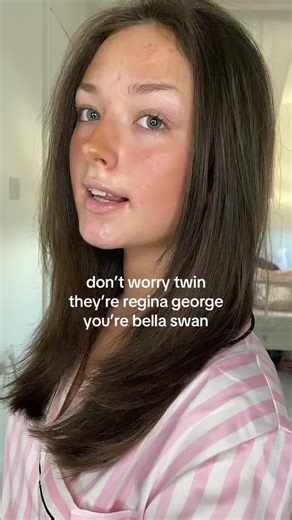 Regina George vs. Bella Swan: Iconic Style Comparison