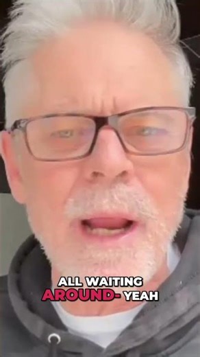 C. Thomas Howell on How Leading Men SHOULD Act on Set