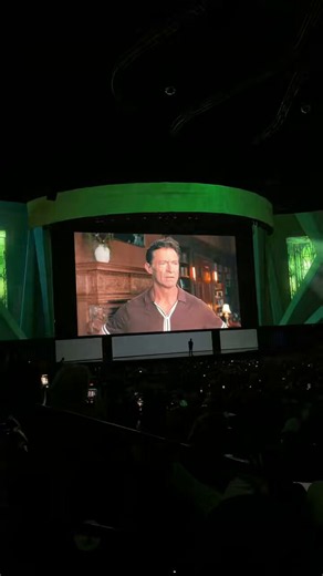 Hugh Jackman and Ryan Reynolds asking to join the cast of ‘AVENGERS: DOOMSDAY’(🎥: @ThePlaylistNews) https://t.co/5IiekfcMX3