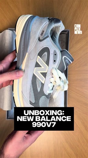 We got an early look at New Balance’s most anticipated sneaker right now 👀 How are we feeling about the New Balance 990v7?