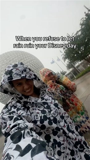 A Rainy Auntie Niece Day at EPCOT 🌧️✨ | Disney World Food & Pin Trading