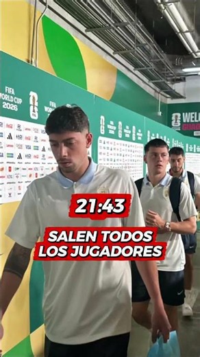 VALVERDE KO, BIELSA a solas con el teléfono y 90 minutos sin salir del VESTUARIO: TENSIÓN en URUGUAY