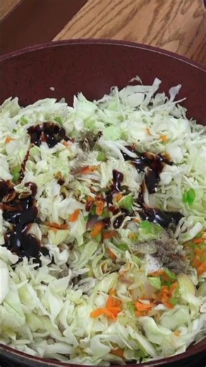 These Spring Rolls Crack | Vegetable Spring Rolls #food #StreetFood #VegetarianRecipes #SnackTime