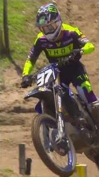 Cole Davies has a Southwick snafu 😨🏍️