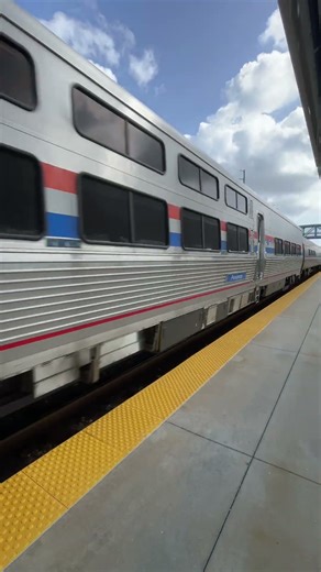 Amtrak SilveR Meteor Doing 77MPH Through A Train Station