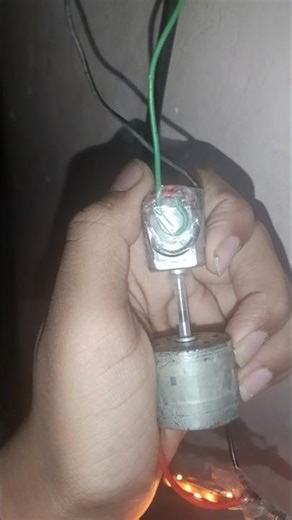 making homemade electric generator dynamo#DC motor generator dynamo #experiment #Tarun projects