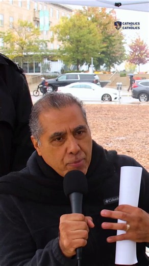 Catholics for Catholics 🇺🇲 on X: "Jesse Romero explains to a courageous Lutheran student why protestantism is an incomplete version of Christianity. Afterwards, John gifts him a blessed rosary from Our Lady of Champion as an encouragement to continue to learn about Jesus Christ." / X