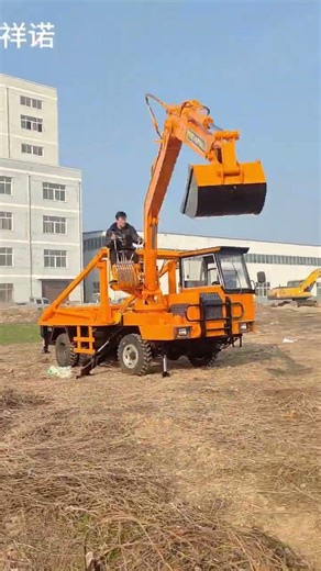 Truck-mounted excavator Truck-mounted excavator Gantry crane burial truck