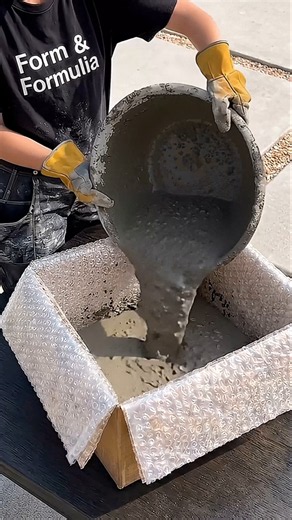 Turning Bubble Wrap to Luxury GEMS Planter ! 💎 #diy #planter
