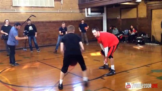 The professor called out by a Chicago baller 1-on-1