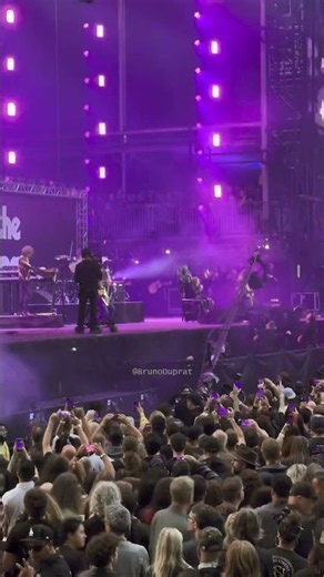 OZZY Absolutely NAILED his Last performance! #ozzy #ozzyosbourne #brunoduprat #lastperformance #epic