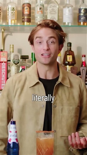 The Twilight scene Robert Pattinson can't believe he did 😳