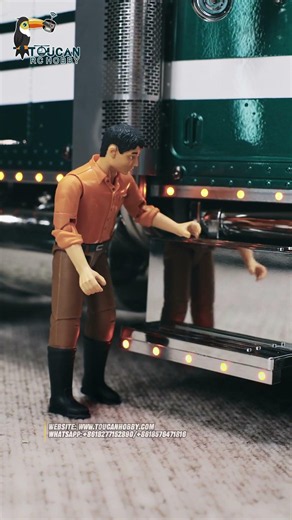 Exclusive Custom 8x4 grand hauler by Toucanhobby!