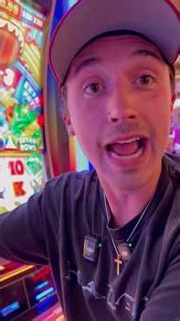 THIS SLOT WOULD NOT STOP PAYING!! HUGE WIN! #explore #slot #casino