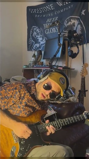 Raw 1st Takes Blues Jam: Stormy Monday inspired by Allman Brothers #guitar #funk #blues #cafemusic