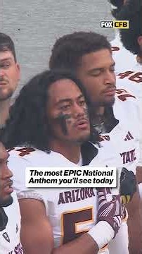 What a way to begin the FIRST ever FBS College Football game in London 🎸