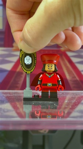 LEGO Shrek – Building Lord Farquaad! 👑