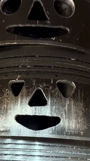 Carved piston pumpkins, Misfits - Skulls