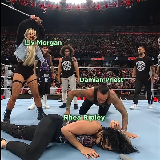 Liv Morgan Betrayed Rhea Ripley 😓 But Damian Help Her 🥹 #wwe #shorts #viralshort