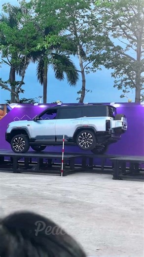 THE TRIPOD MODE! Off-Roader Driving on Just Three Wheels 🏎️