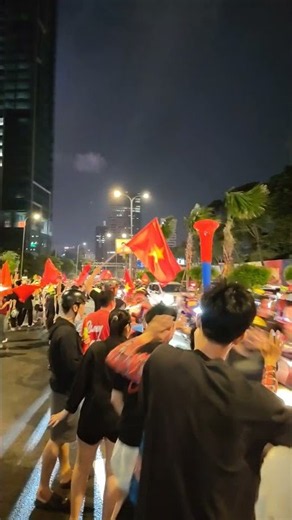 Viet Nam Is The 2026 ASEAN Cup Champion! 🏆🇻🇳 Young Fans Flood The Streets! 🎉Việt Nam Vô Địch🎉