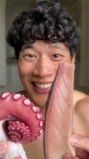 Octopus Leg 🐙 or Giant Squid 🦑?!