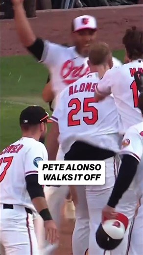 THE ORIOLES SCORE FIVE RUNS IN THE BOTTOM OF THE 9TH TO WALK IT OFF! #mlb #baseball #orioles