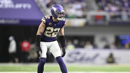 Vikings giving Harrison Smith \"as much space as possible\" as he makes 2026 plans