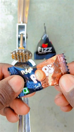 pops jelly and fizz #pops #fizz #candy #chocolate #unpacking