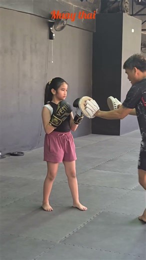 MUAY THAI TRAINING FOR KIDS #andrea #muaythai #martialarts #boxing #astig