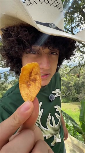 No es magia: es campo, manos y gente pro 😎… y @NatuChips Colombia haciéndolo posible. #Publicidad #PepsicoColombia