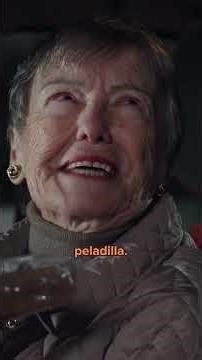 fan total de ella!! 😂 La tercera temporada de #Atasco, ya disponible 🚗