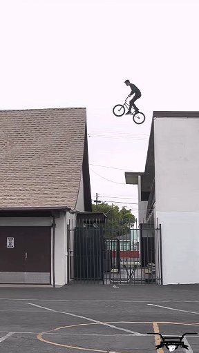 Volando alto bmx freestyle grande estos riders #adrenalina #bmxstyle #Deportes #Xtreme #bmx | Bmx bikes old school soya city