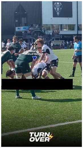 👤 Tana KELETAONA (U20) v Section Paloise - 2025/26 Top performance du N08 Briviste, lors de la victoire contre Pau sur la J4 du championnat Espoirs Élite.Son transfert du côté du RCT vient d’être officialisé…👀🟥⬛️#Rugby #Espoirs