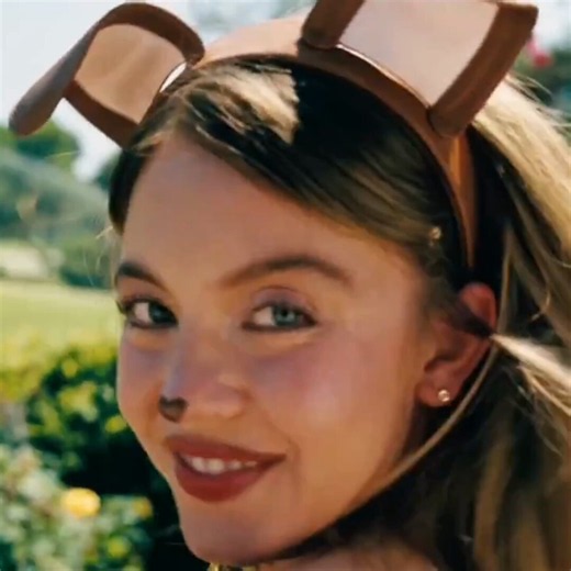 Acervo Sydney Sweeney on X: "sydney sweeney as cassie howard in euphoria s3." / X