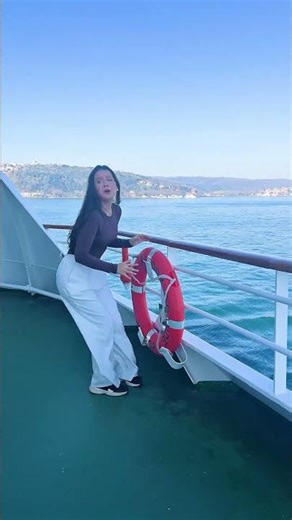 ARIANA SAVED A DROWNING MAN🌊🛟🙏 #shorts