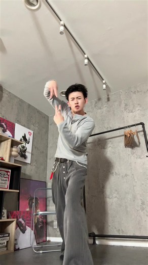 Yes東京ダンスの振り付けまとめ — 流行りの踊りを覚えたい人向け