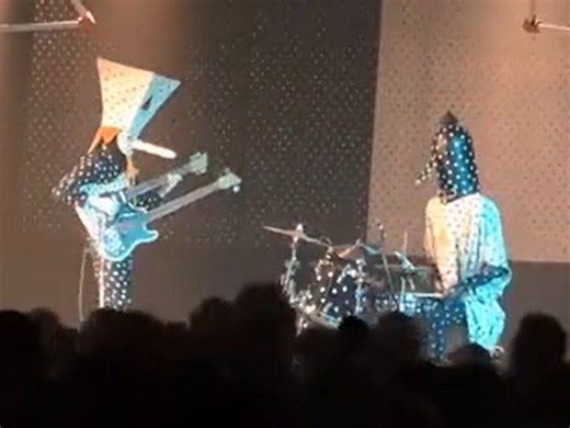 Polka-dot 'aliens' are taking the music scene by storm