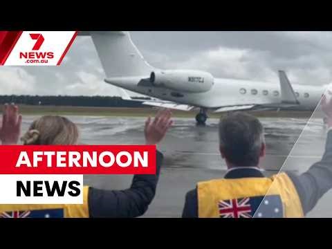 Sydney traffic chaos; Coles refund battle; hantavirus plane touches down | 7NEWS