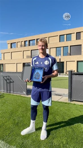 Julian Brandt showing his class! 🤯